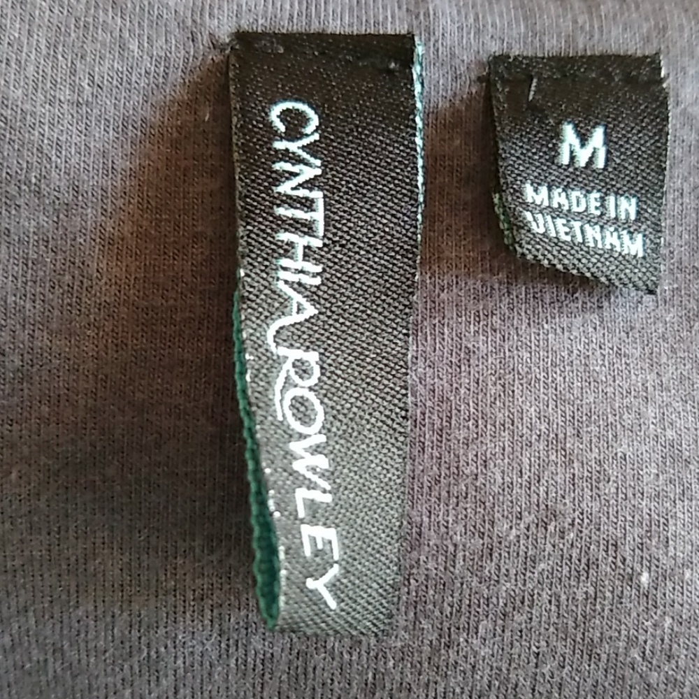 Cynthia Rowley Slimming Stripe Top - Picture 4 of 5